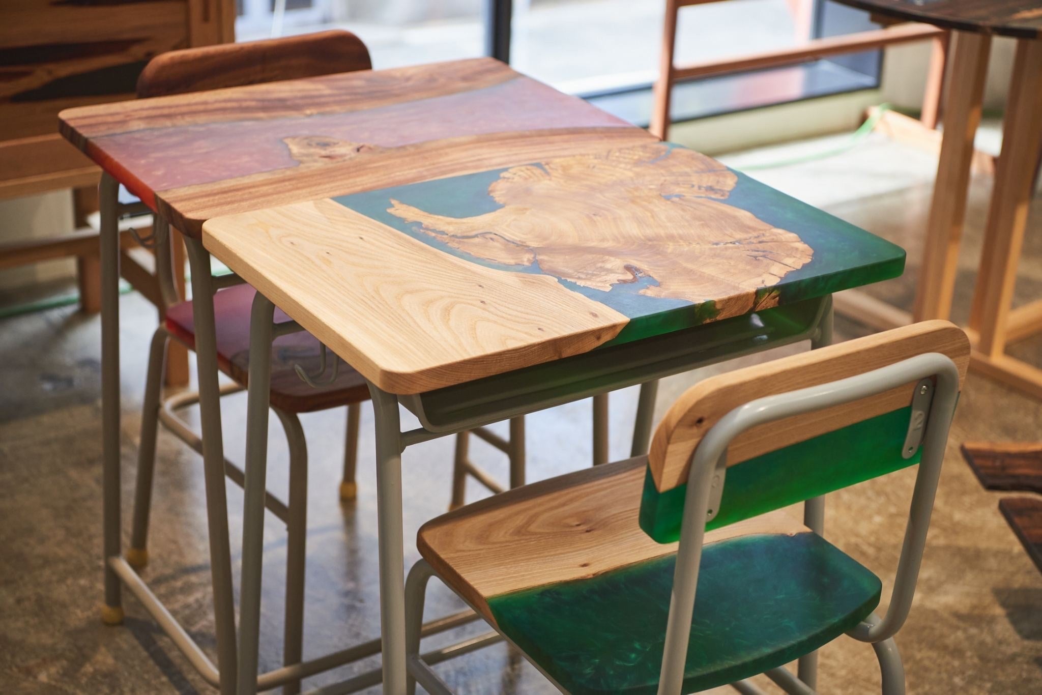 大人の学校机セットA – Retree レジン家具や雑貨の専門サービス